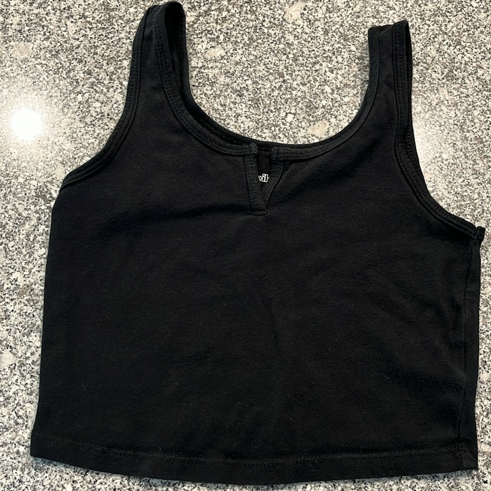 Wild Fable Black Cropped Scoop Neck Tank Top Cotton Blend with Stretch size XS